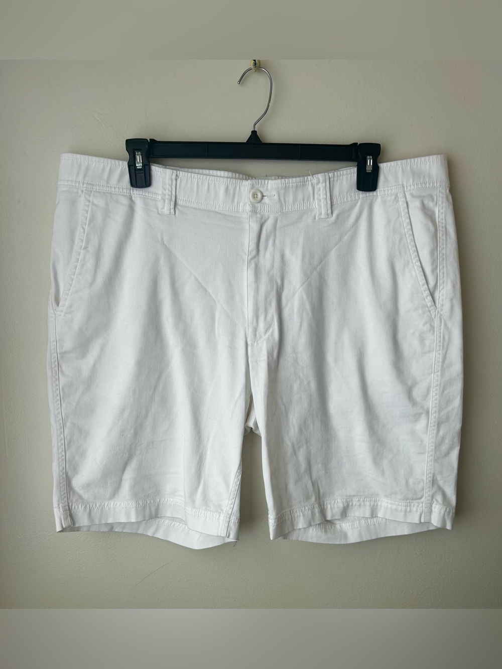 St. John's Bay Men's White Flat-Front Casual Shorts